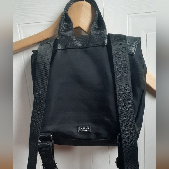 Botkier handbag - Picture 3 of 6